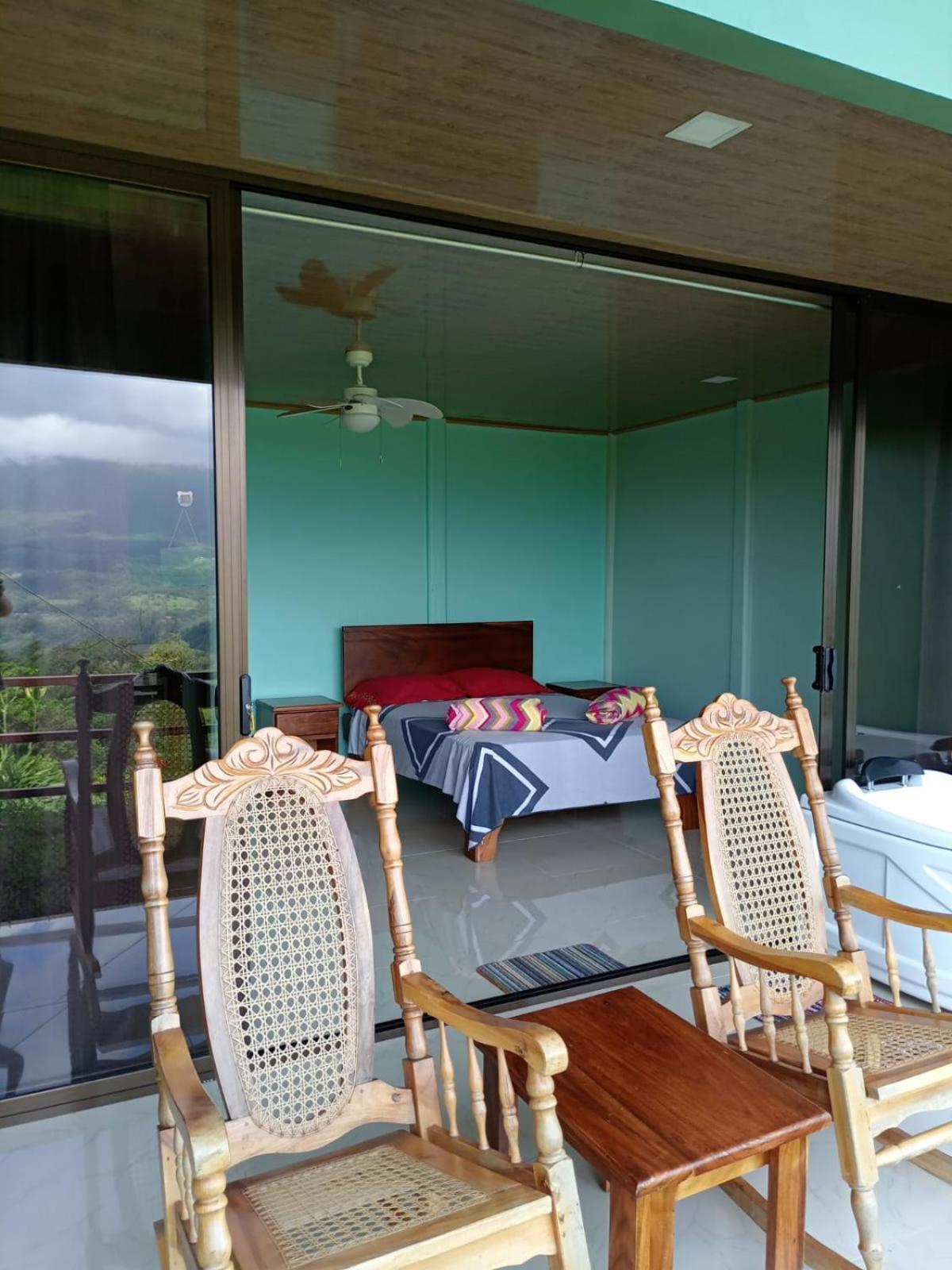 Encanto Arenal Lodge La Fortuna Bagian luar foto